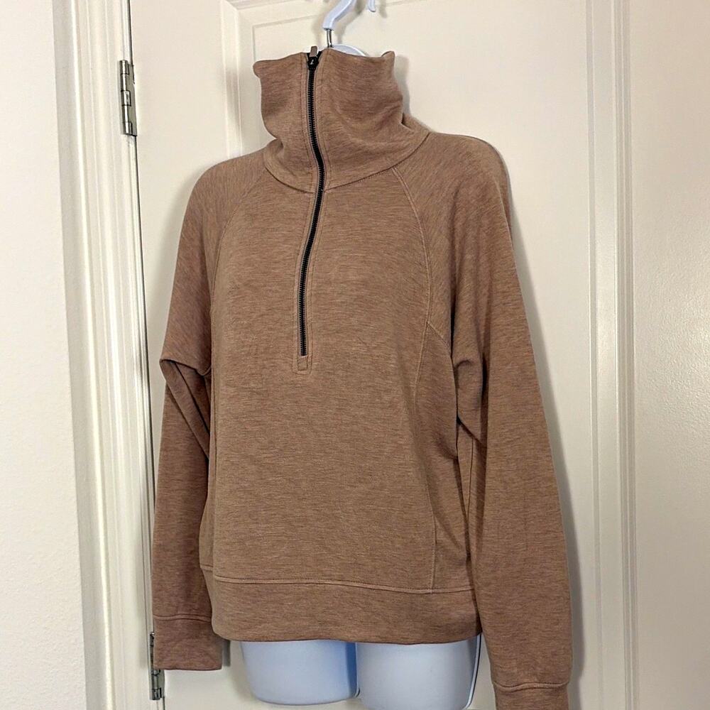 Danskin Women's Beige 1/2 Zip High Neck Pullover Sweatshirt Size M Raglan sporty